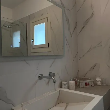 Theros - 1 Parikia (Paros)