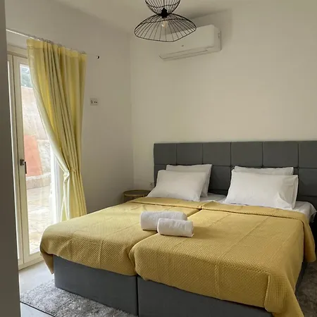 Theros - 1 Parikia (Paros)