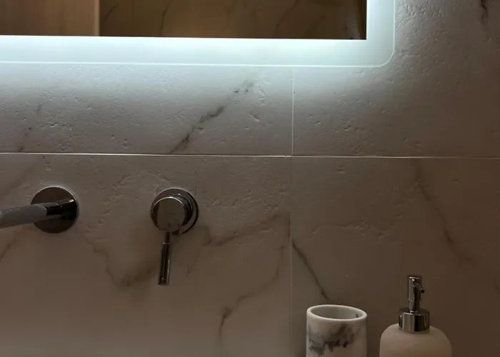 Theros - 1 Lejlighed